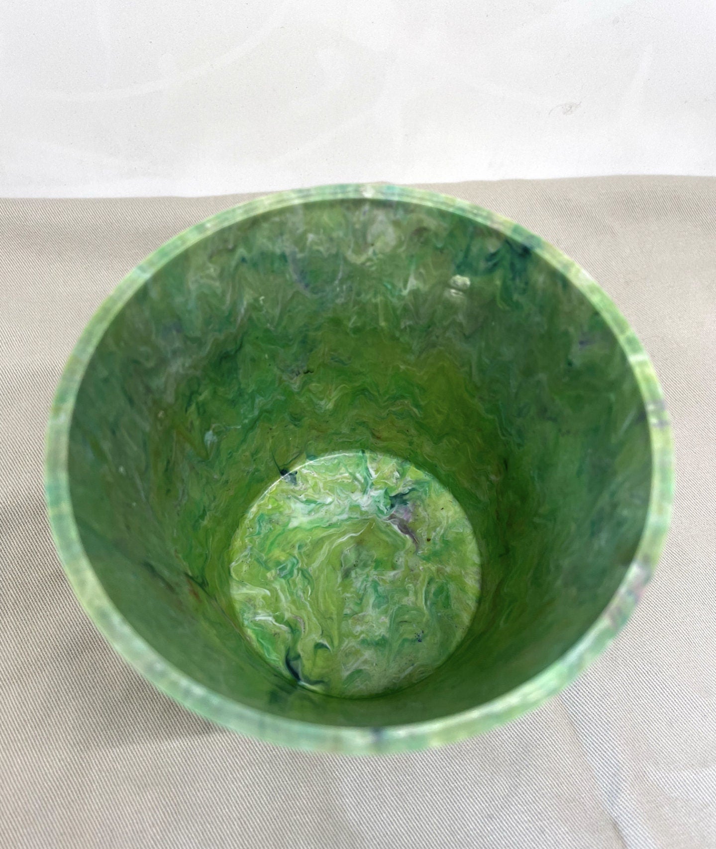 Pressed Pot--- 4 inch 100% recycled plastic house plant pot