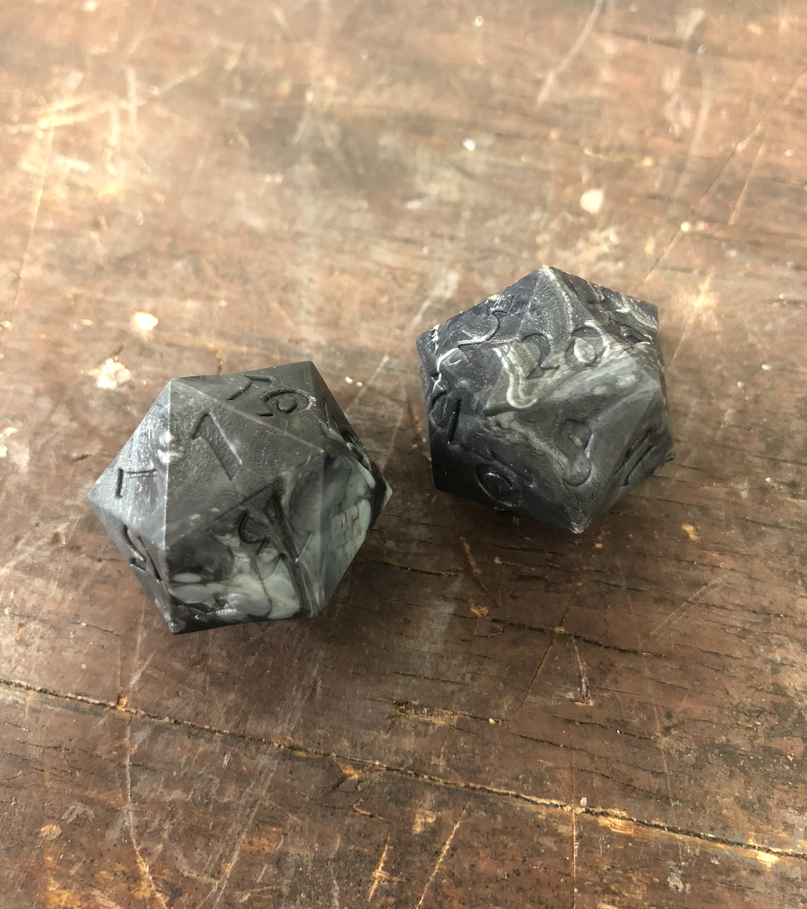 D20